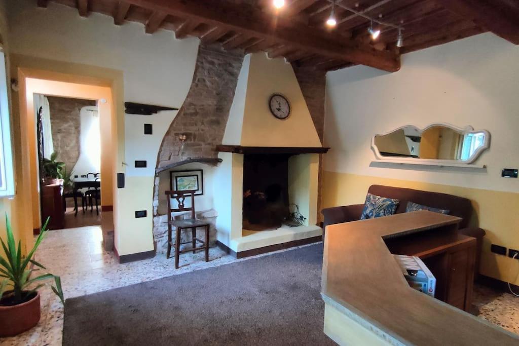 Casale San Teodoro - Mondaino Rn Villa Eksteriør billede